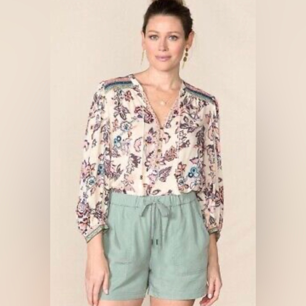Good Hart Whitney Floral Blouse